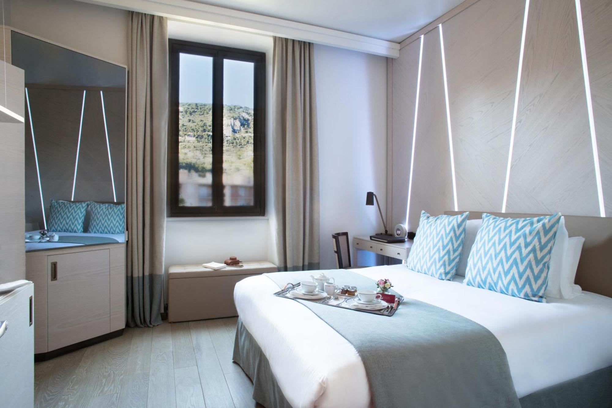 รอยัล ริเวียรา Hotel แซงต์-ฌอง-กัป-เฟราต์ ภายนอก รูปภาพ