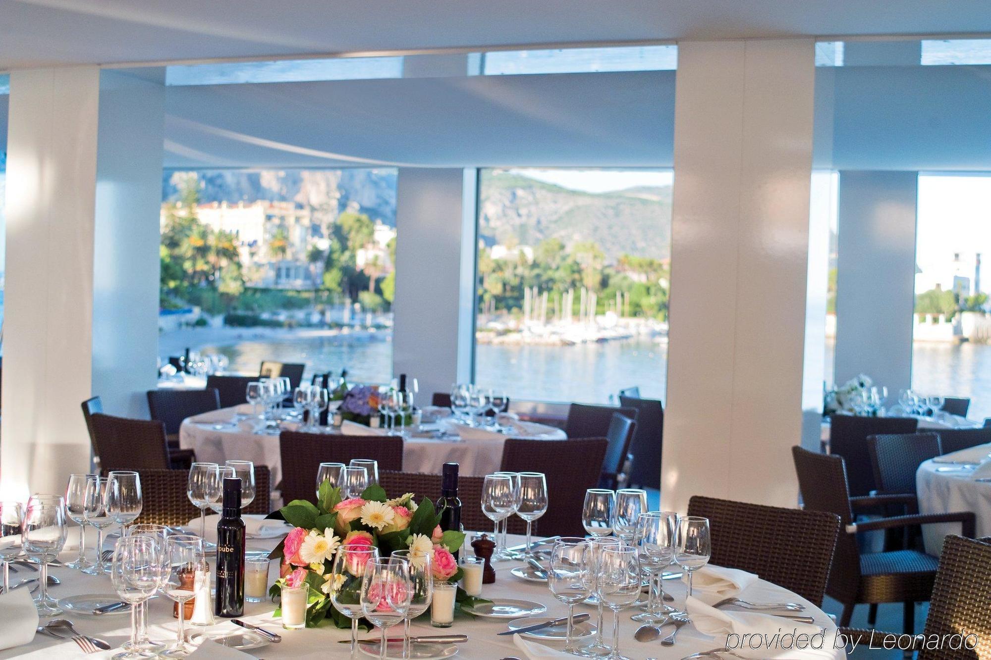 รอยัล ริเวียรา Hotel แซงต์-ฌอง-กัป-เฟราต์ ร้านอาหาร รูปภาพ